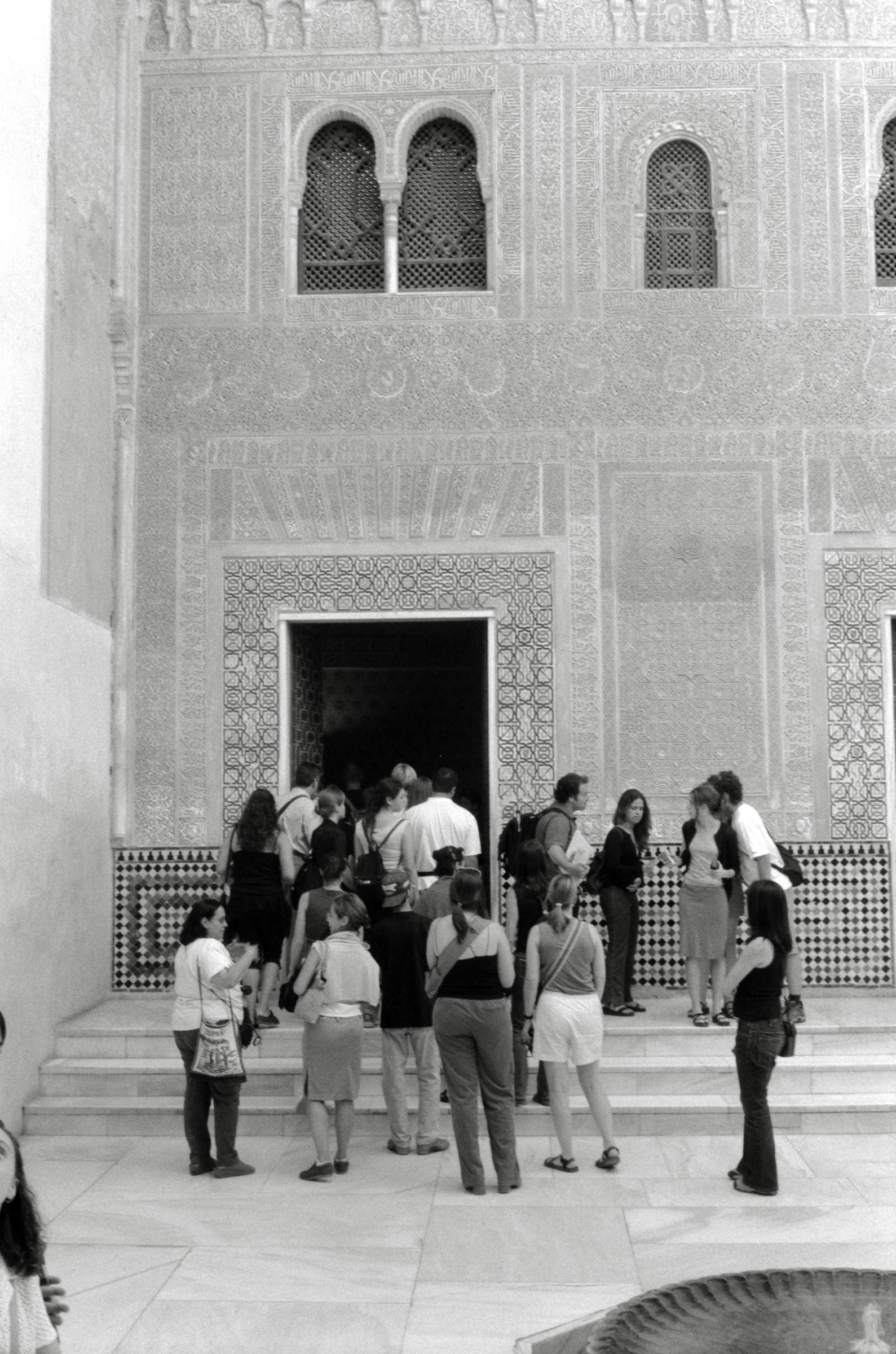 AHP F2001 07 001 sc240901 img26 NLP